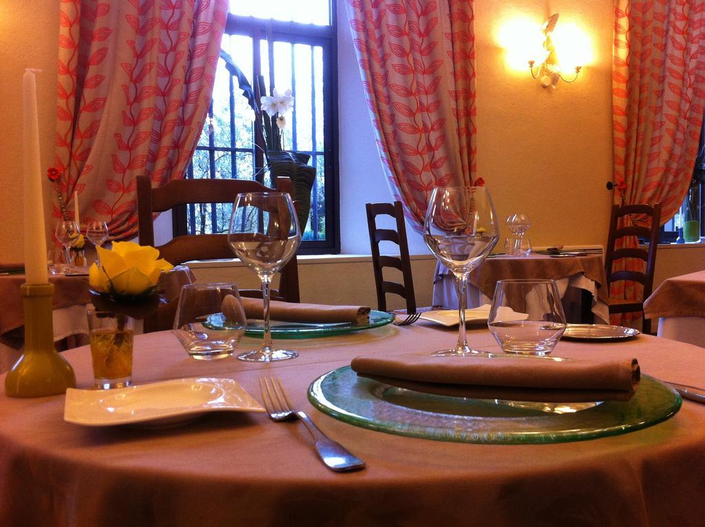Logis Hotel Restaurant Les Norias Cazilhac  エクステリア 写真