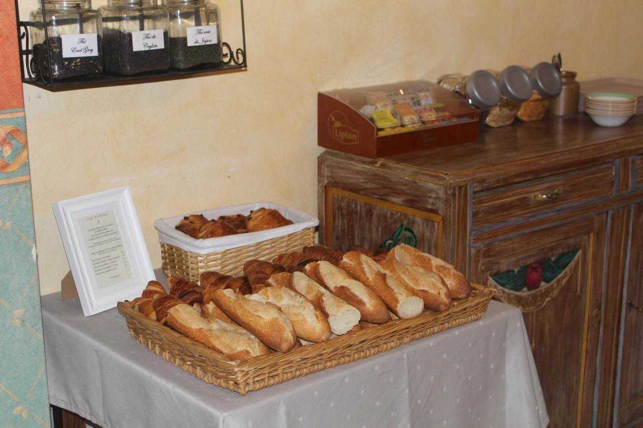 Logis Hotel Restaurant Les Norias Cazilhac  エクステリア 写真
